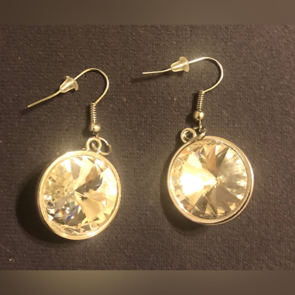 Crystal Drop Dangle Earrings - Clear